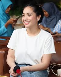 Rahasia Sehat Luar Dalam Nagita Slavina